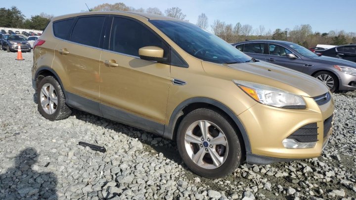 Ford Escape SE 2015