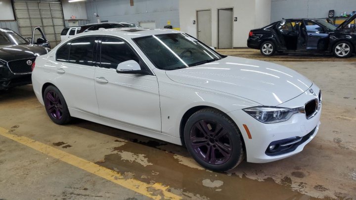 BMW 3 Series  2017