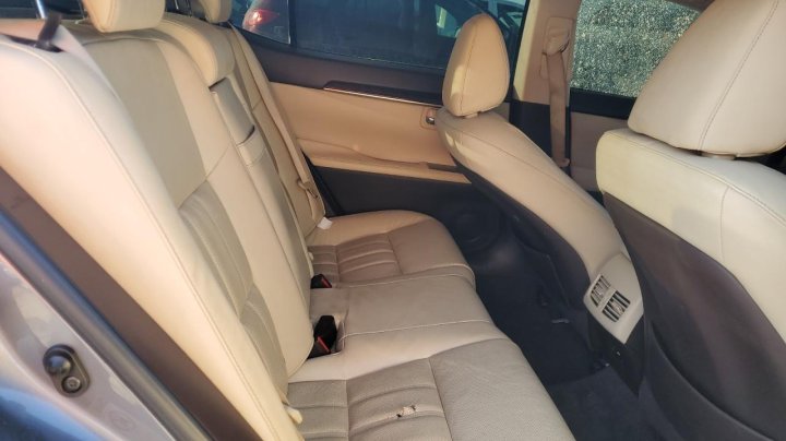 Lexus ES 350 2016