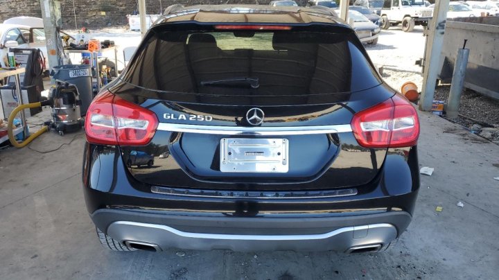 Mercedes-Benz GLA-Class 250 2018
