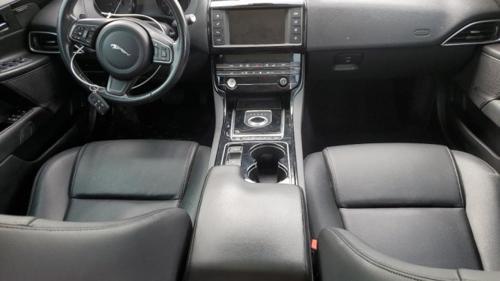 Jaguar XE PREMIUM 2017