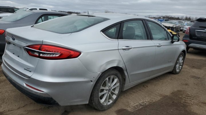 Ford FUSION SE 2019