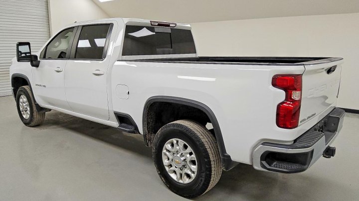 Chevrolet Silverado  2023