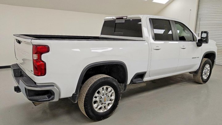 Chevrolet Silverado  2023