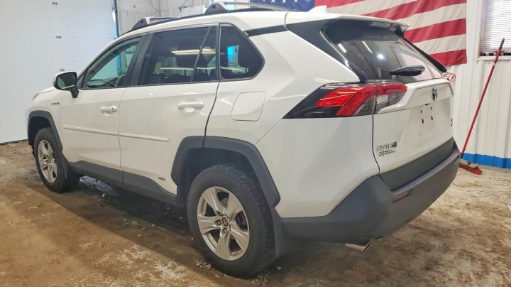 Toyota RAV4  2021