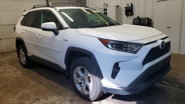 Toyota RAV4  2021