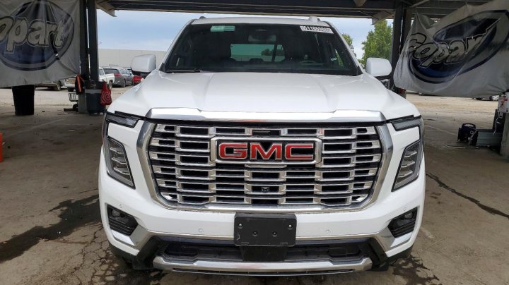 GMC YUKON  2025