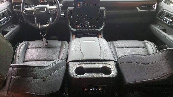 GMC YUKON  2025