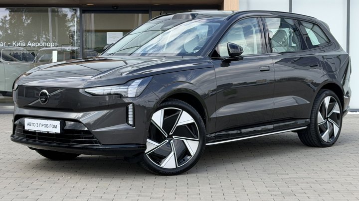 Volvo EX90 Ultra AWD 2025
