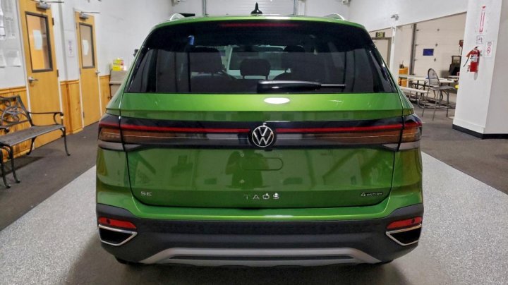 Volkswagen TAOS  2025