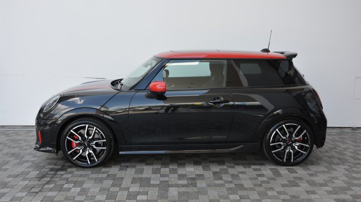 MINI Cooper JCW 2025