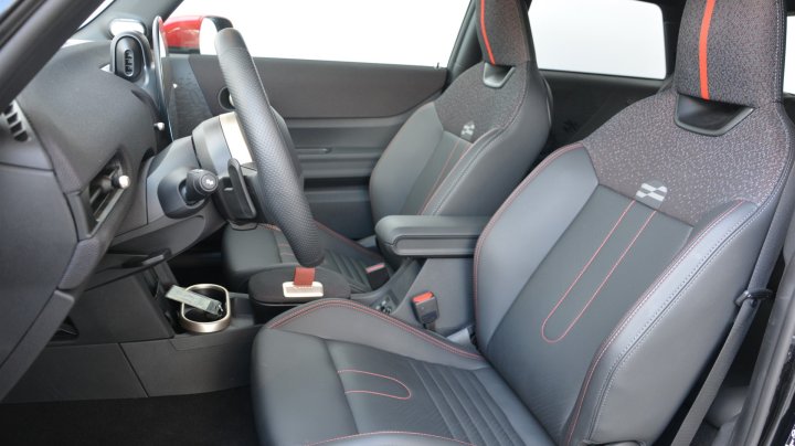 MINI Cooper JCW 2025