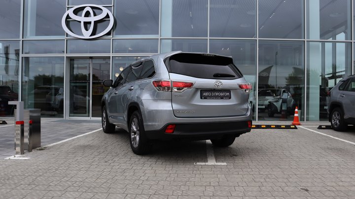 Toyota Highlander Comfort 2014