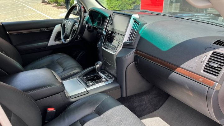 Toyota Land Cruiser Elegance 2018