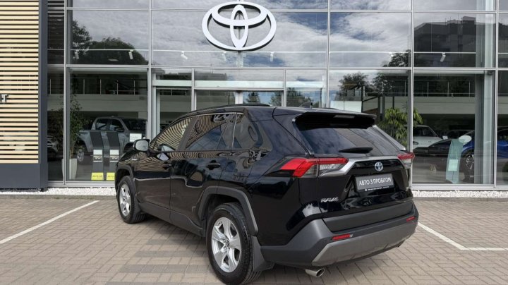 Toyota RAV4 Lounge 2021