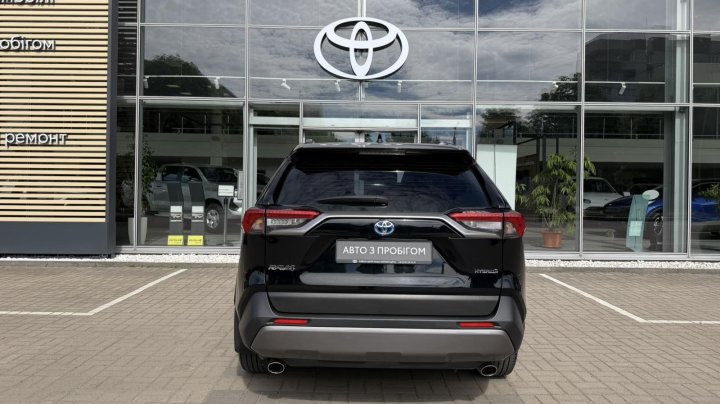 Toyota RAV4 Lounge 2021
