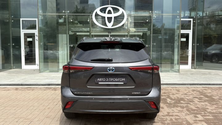 Toyota Highlander Prestige 2021