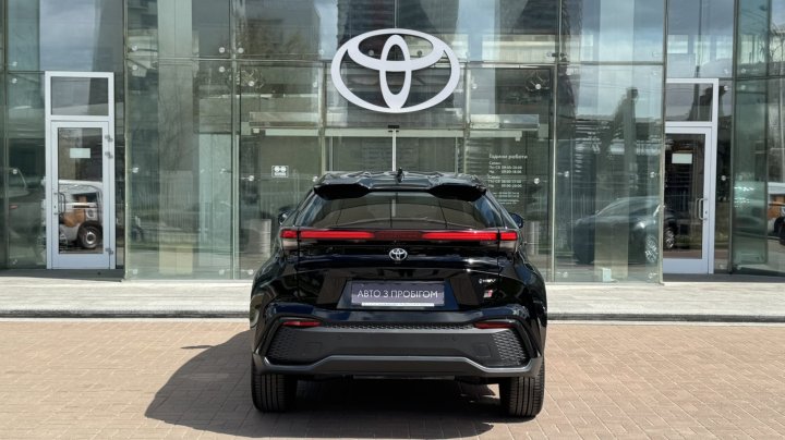 Toyota C-HR Premium 2025