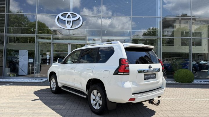 Toyota Land Cruiser Prado Elegance 2020