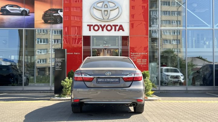 Toyota Camry Comfort 2016