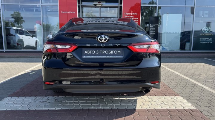 Toyota Camry Comfort 2023