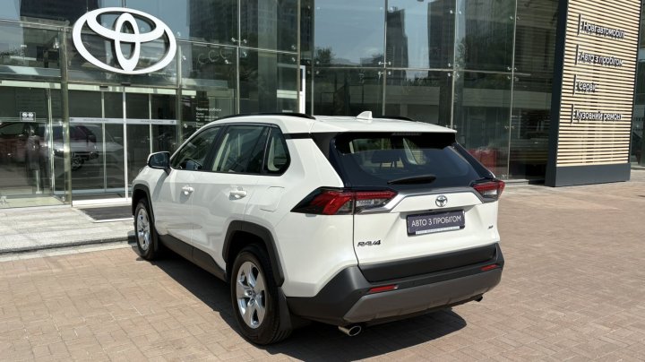 Toyota RAV4 Active 2019