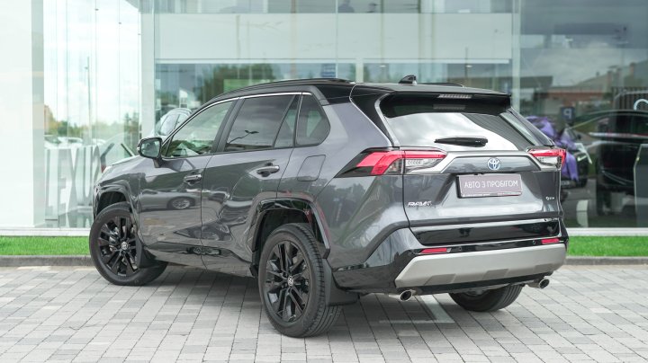 Toyota RAV4 Style 2025
