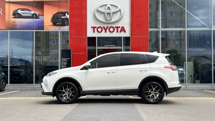 Toyota RAV4 2015