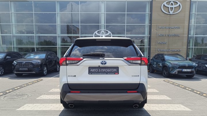 Toyota RAV4 Lounge 2021