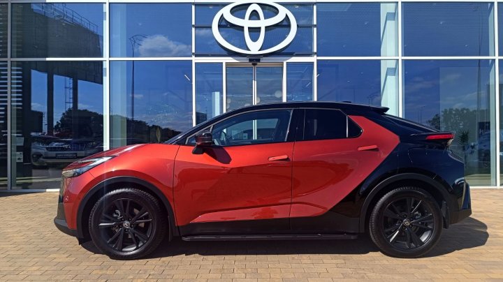 Toyota C-HR GR SPORT 2025