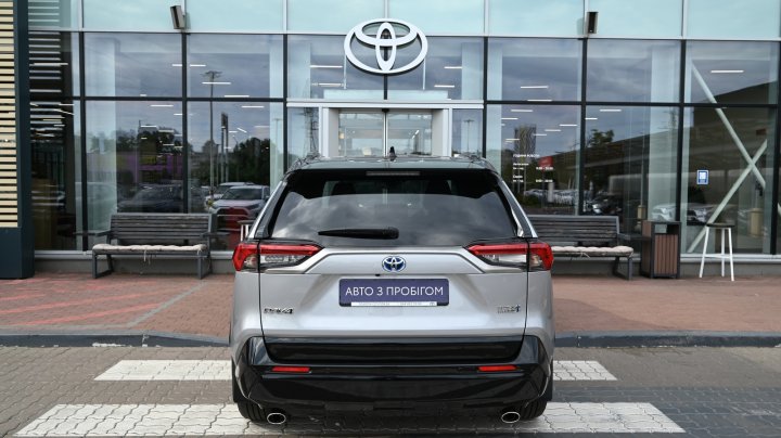 Toyota RAV4 Plug-In Premium 2024