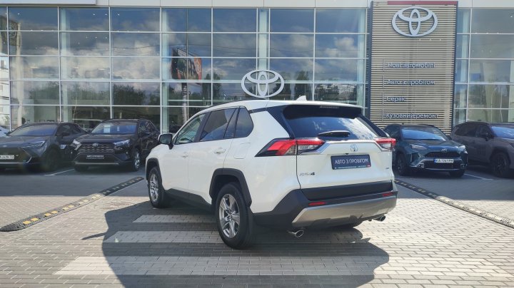 Toyota RAV4 Active 2022