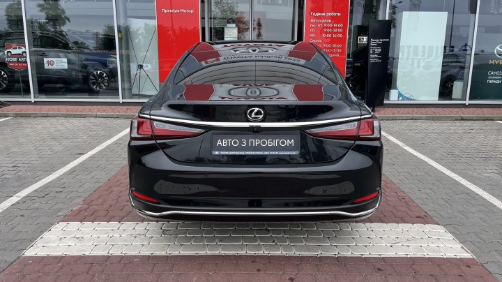 Lexus Es Business 2022