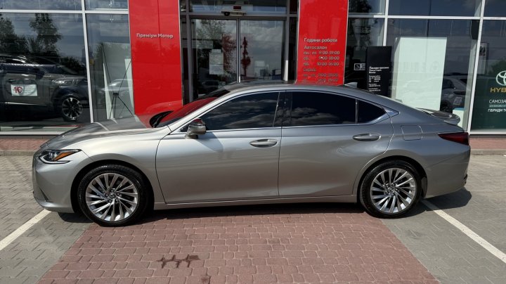Lexus Es Launch Edition 2023