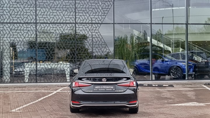 Lexus Es Launch Edition 2023