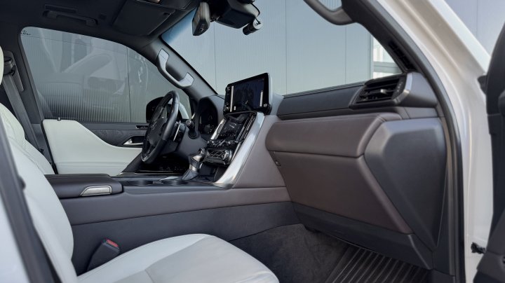 Lexus Lx Luxury 2023