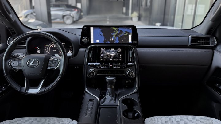Lexus Lx Luxury 2023