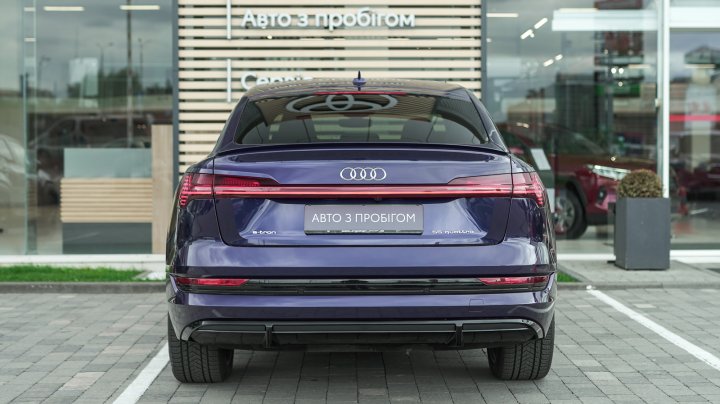 Audi E-Tron Premium 2020