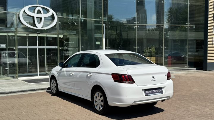 Peugeot 301 Comfort 2021
