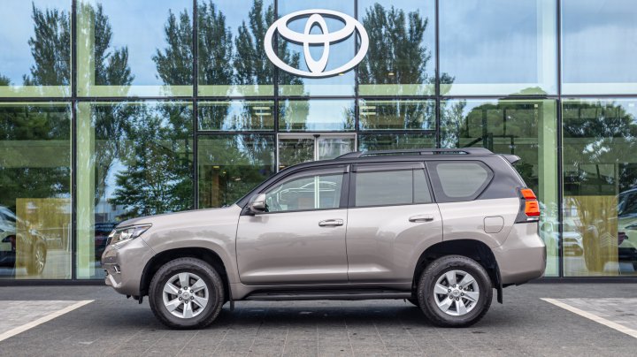 Toyota Land Cruiser Prado Elegance 2018