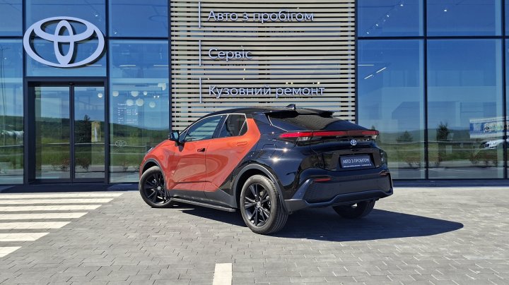 Toyota C-HR GR SPORT 2025