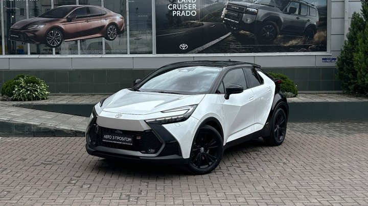 Toyota C-HR GR SPORT 2024