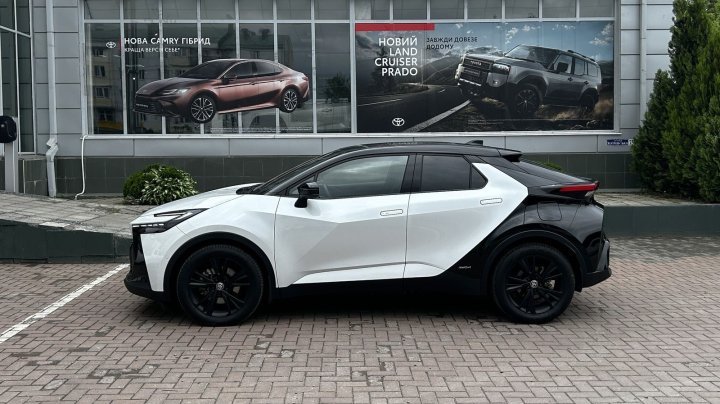 Toyota C-HR GR SPORT 2024