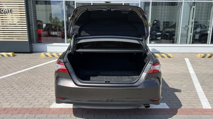 Toyota Camry Comfort 2017