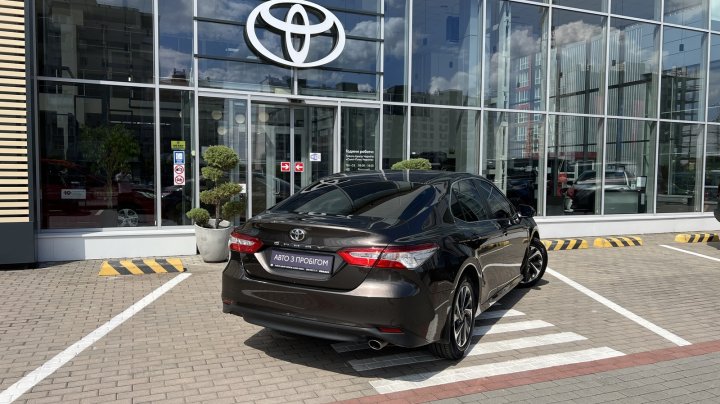 Toyota Camry Comfort 2017