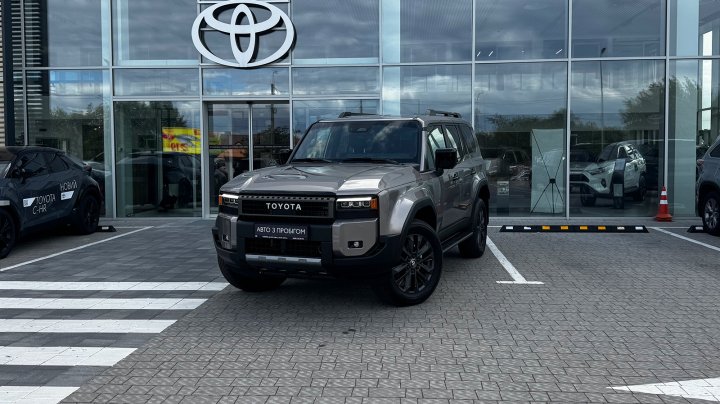 Toyota Land Cruiser Prado Premium 2024