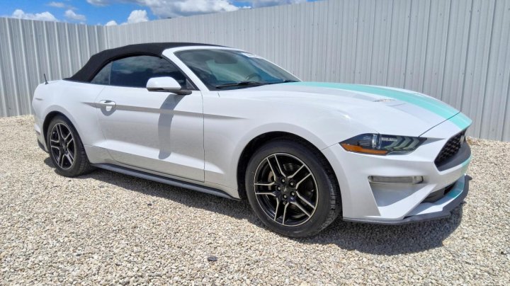 Ford MUSTANG  2020