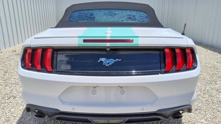 Ford MUSTANG  2020