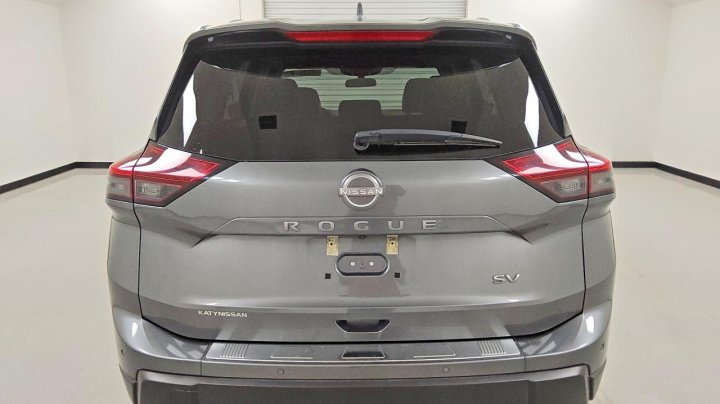 Nissan ROGUE  2024