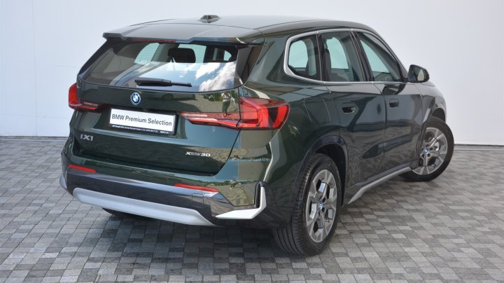 BMW iX1 xDrive30 2025